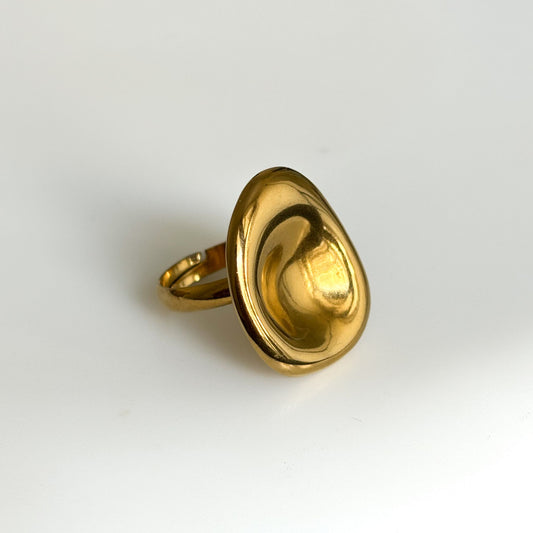 Ova Ring