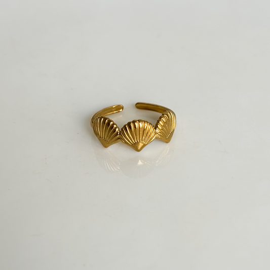 Mini shell ring