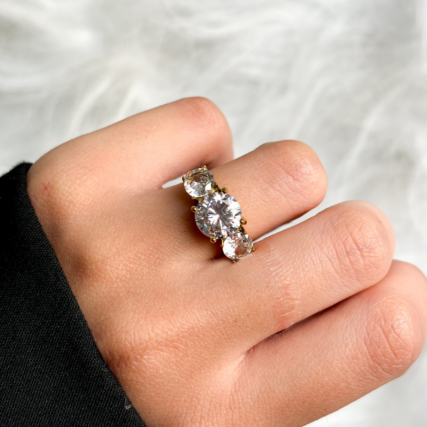 Velora ring